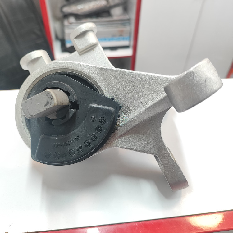 دسته موتور چپ ام وی ام ۱۱۰ اس شرکتی زیر باتری کد فنی : J00-1001110